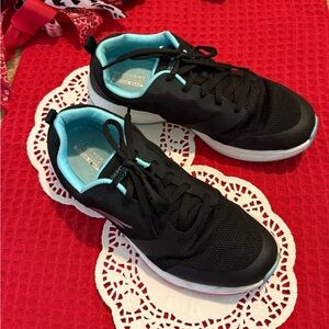 Skechers Black and Aqua Sneakers